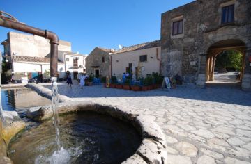 Natura e mare allo stato puro - 1